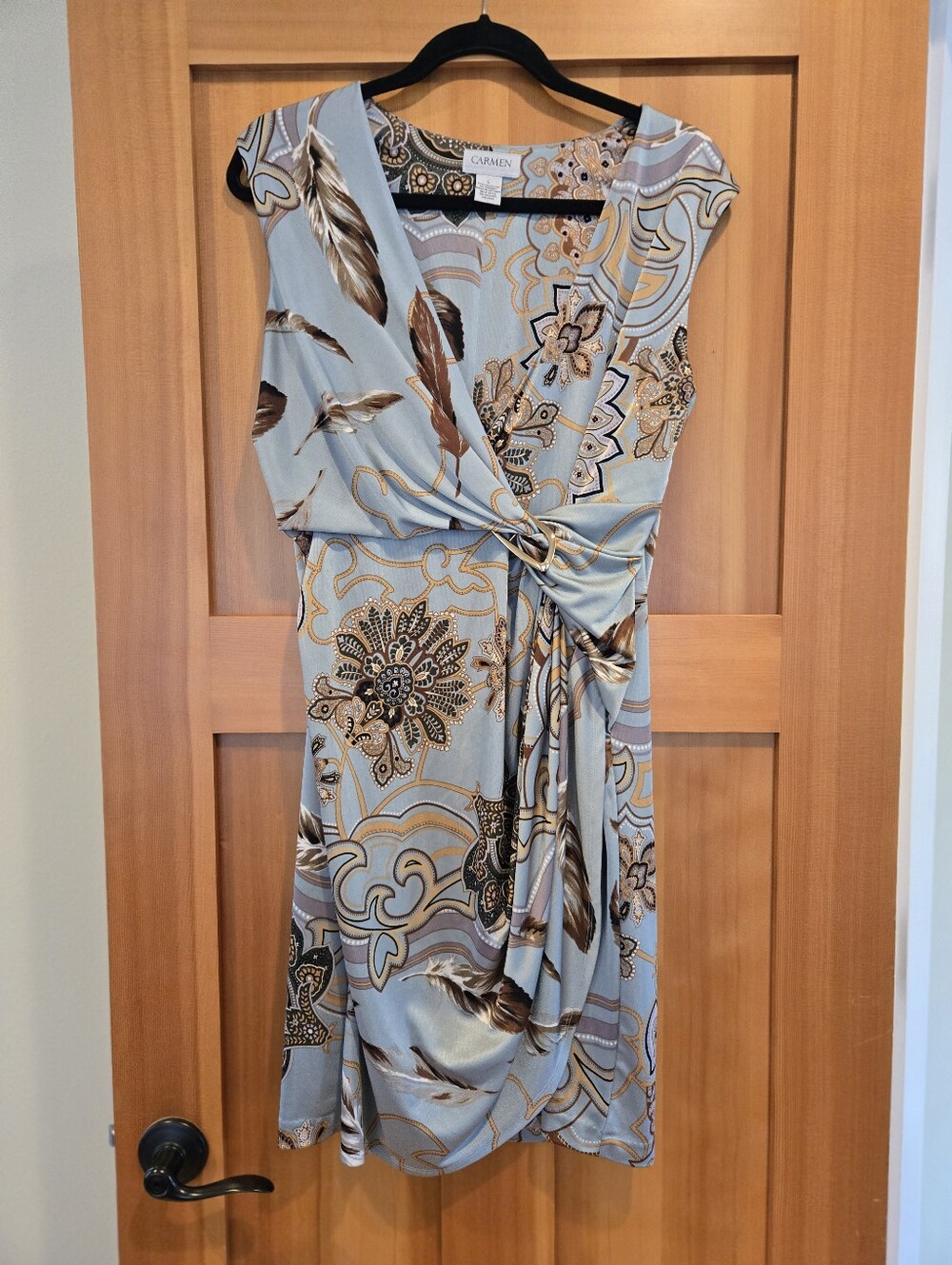 Carmen Marc Valvo Sky Blue Floral-Feather Wrap Dress Size:L